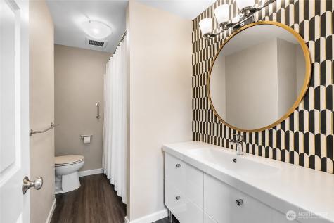 10840 NE 35th Place Bellevue WA 98004