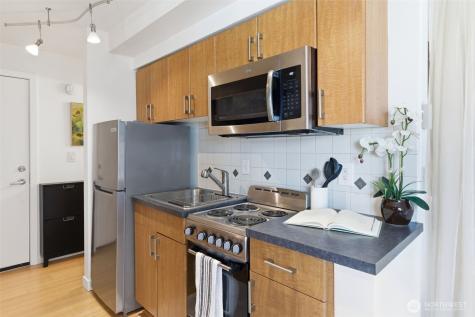 905 Cherry Street Seattle WA 98104