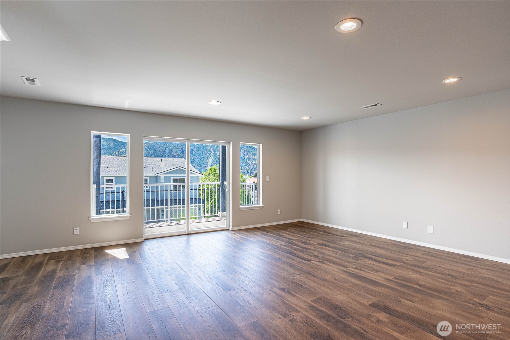 51 Phoebe Lane Manson WA 98831