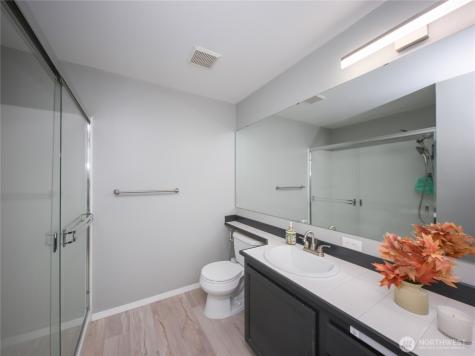 1131 115th Street SW Everett WA 98204