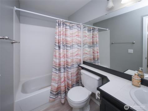 1131 115th Street SW Everett WA 98204