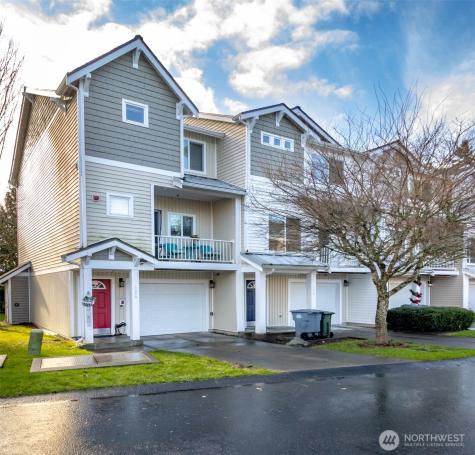 5305 Military Road E Tacoma WA 98446