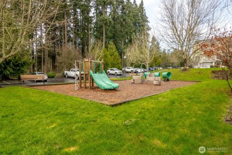 5305 Military Road E Tacoma WA 98446