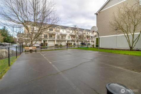 5305 Military Road E Tacoma WA 98446