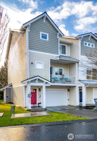 5305 Military Road E Tacoma WA 98446
