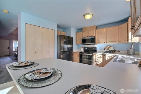 10513 SE 250th Place Kent WA 98030