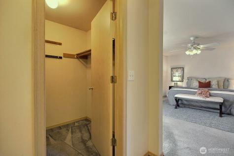 10513 SE 250th Place Kent WA 98030