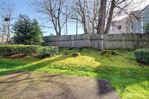 10513 SE 250th Place Kent WA 98030