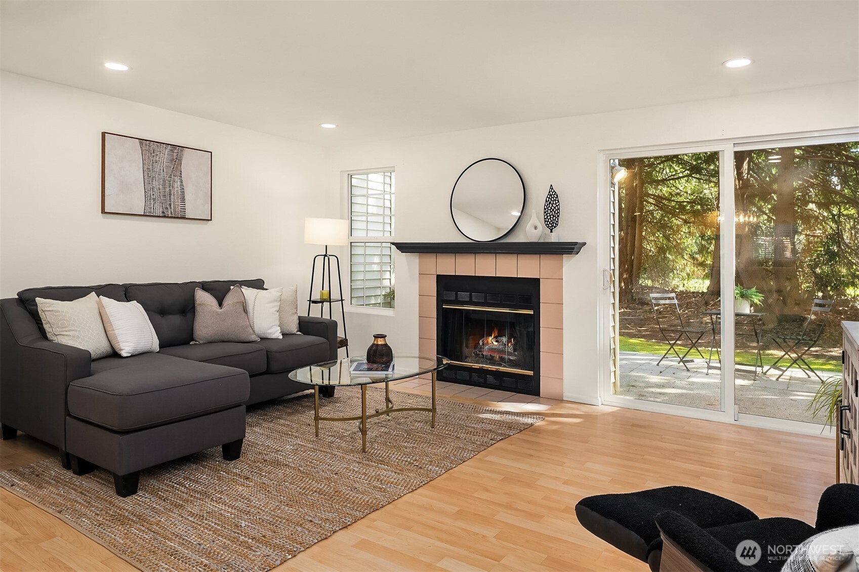 15600 116th Avenue NE Bothell WA 98011