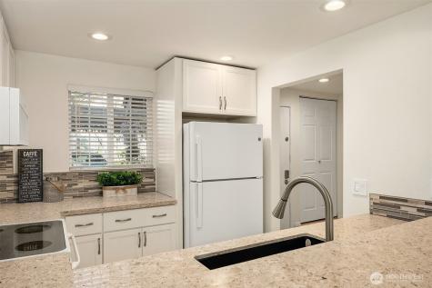 15600 116th Avenue NE Bothell WA 98011