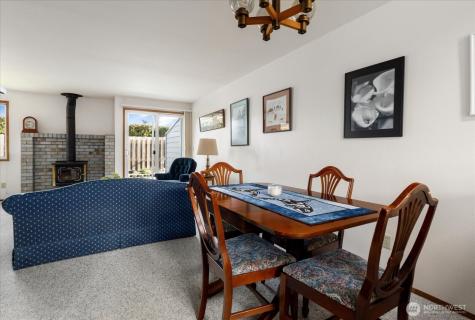 150 NE Nunan Loop Oak Harbor WA 98277