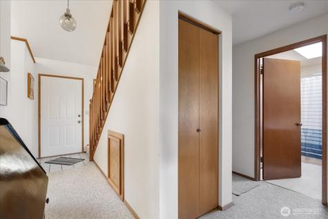 150 NE Nunan Loop Oak Harbor WA 98277
