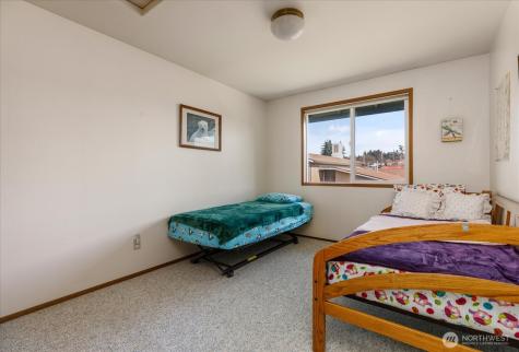 150 NE Nunan Loop Oak Harbor WA 98277