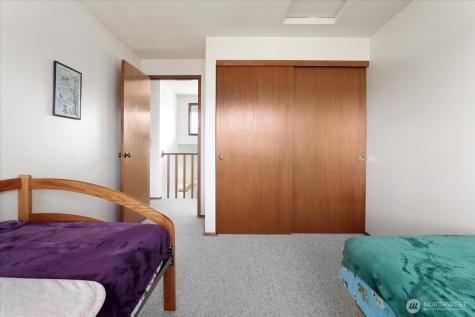 150 NE Nunan Loop Oak Harbor WA 98277