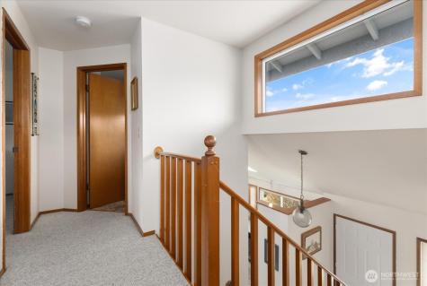 150 NE Nunan Loop Oak Harbor WA 98277