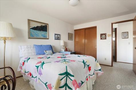 150 NE Nunan Loop Oak Harbor WA 98277