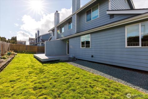 150 NE Nunan Loop Oak Harbor WA 98277