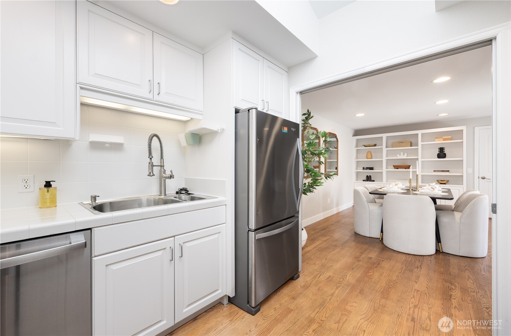 130 141st Place NE Bellevue WA 98007