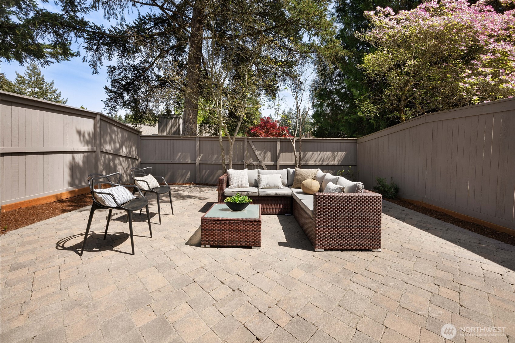 130 141st Place NE Bellevue WA 98007