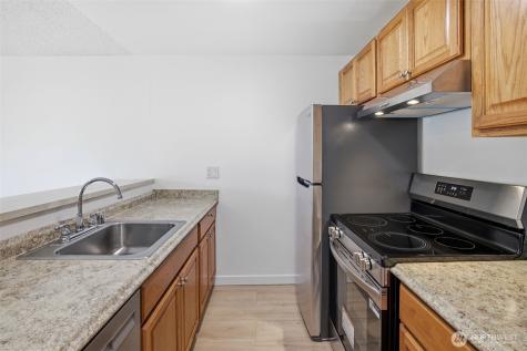 31003 14th Avenue S Federal Way WA 98003