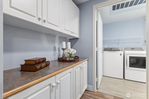 400 S 46th Place Renton WA 98055