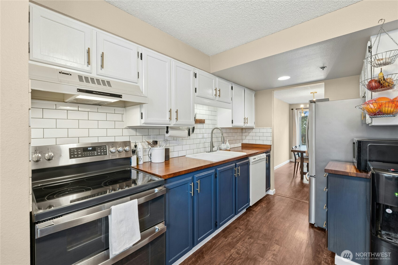 27030 47th Avenue S Kent WA 98032