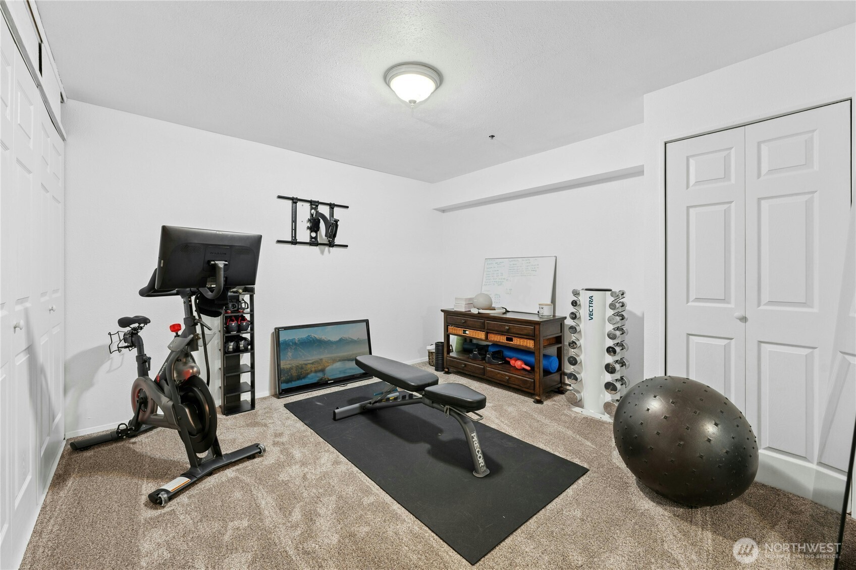 27030 47th Avenue S Kent WA 98032