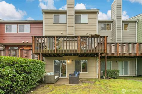 27030 47th Avenue S Kent WA 98032