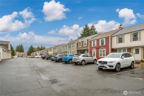 27030 47th Avenue S Kent WA 98032