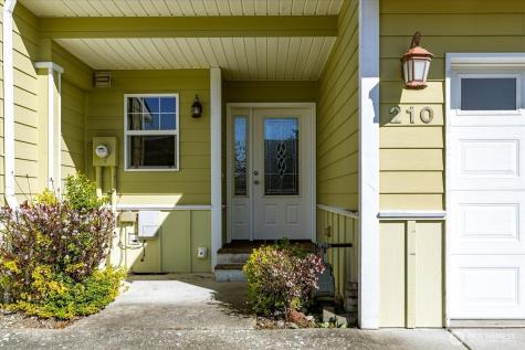 210 SE Melrose Drive Oak Harbor WA 98277