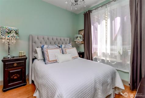 1840 25th Avenue NE Issaquah WA 98029