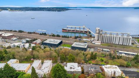 654 W Olympic Place Seattle WA 98119