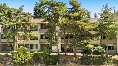 13611 NE 8th Street Bellevue WA 98005