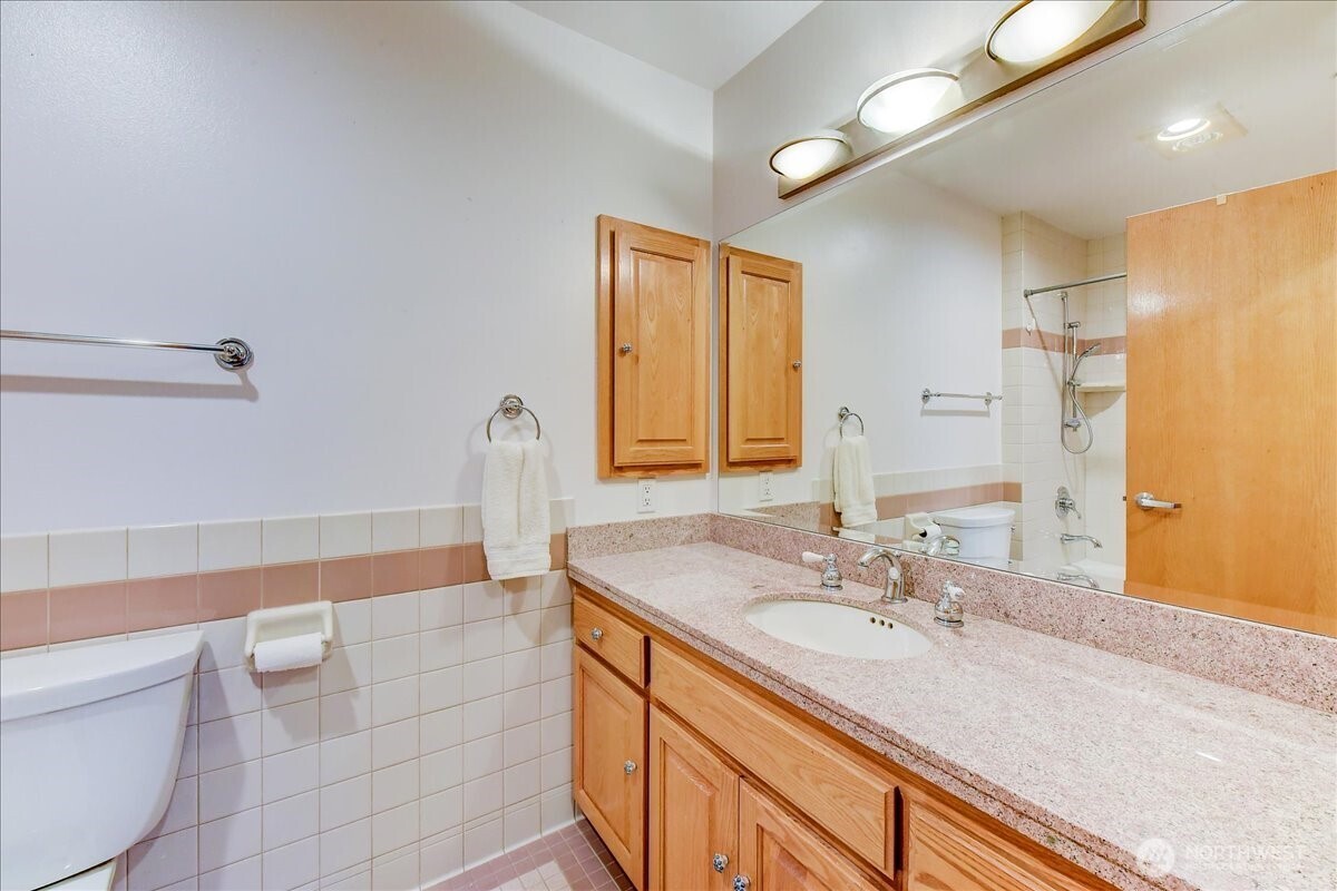1527 California Avenue SW Seattle WA 98116
