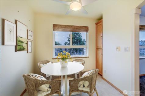 1527 California Avenue SW Seattle WA 98116
