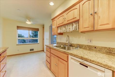 1527 California Avenue SW Seattle WA 98116