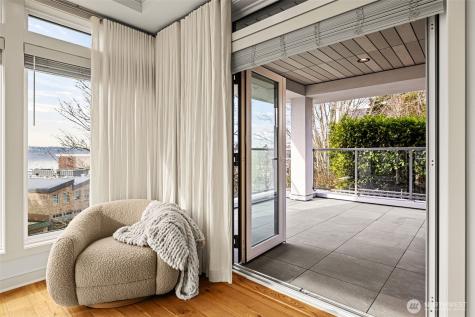 225 2nd Street S Kirkland WA 98033