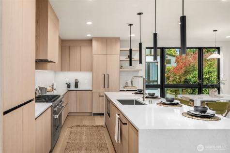 419 99th Avenue NE Bellevue WA 98004