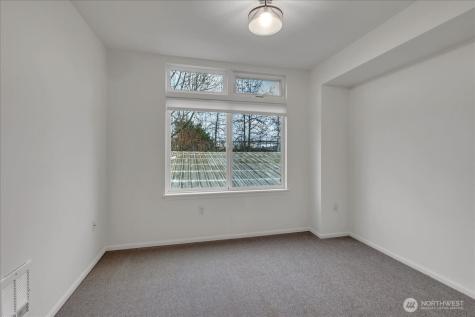 18 Dravus Street Seattle WA 98109
