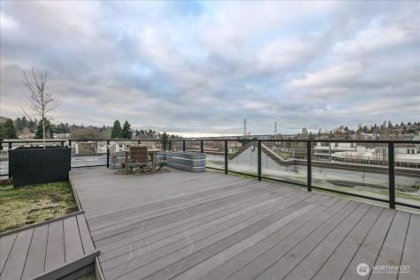 18 Dravus Street Seattle WA 98109
