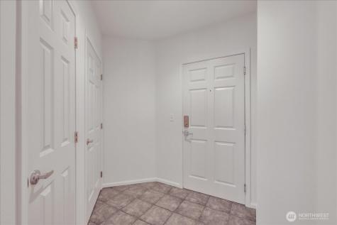 18 Dravus Street Seattle WA 98109