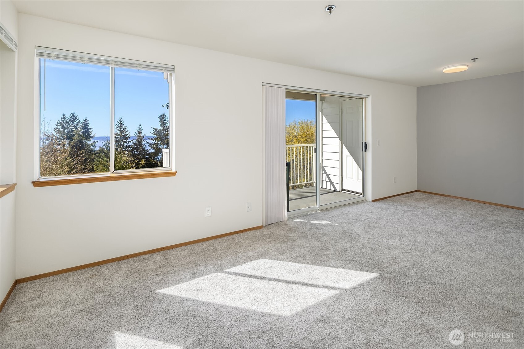 28602 16th Avenue S Federal Way WA 98003