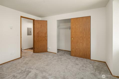 28602 16th Avenue S Federal Way WA 98003