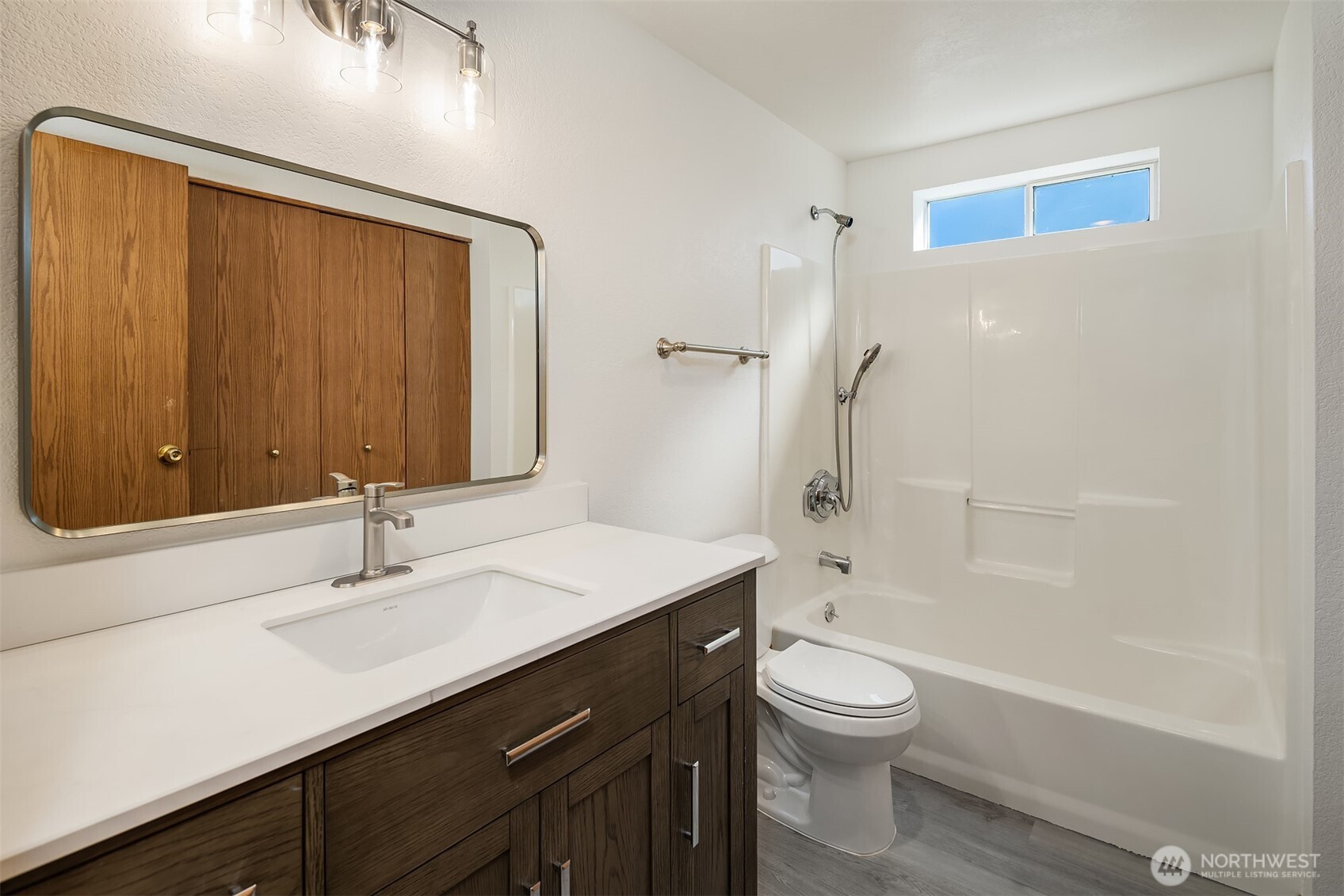 28602 16th Avenue S Federal Way WA 98003