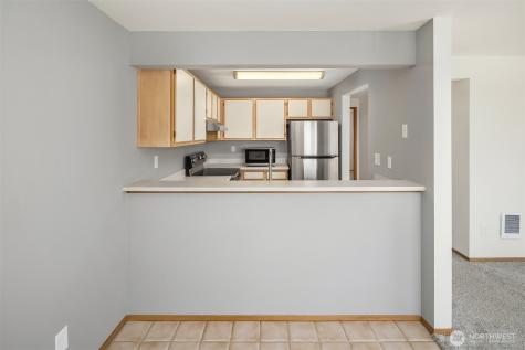 28602 16th Avenue S Federal Way WA 98003