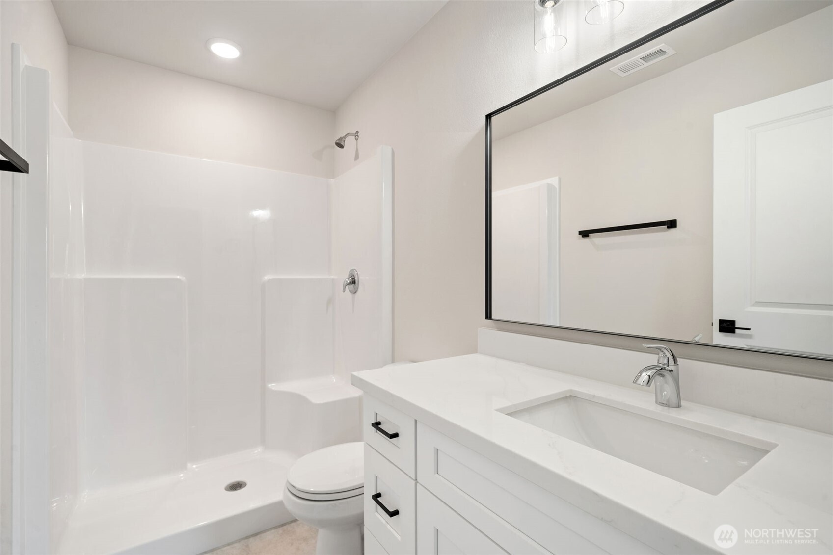 669 W Hendrickson Sequim WA 98382
