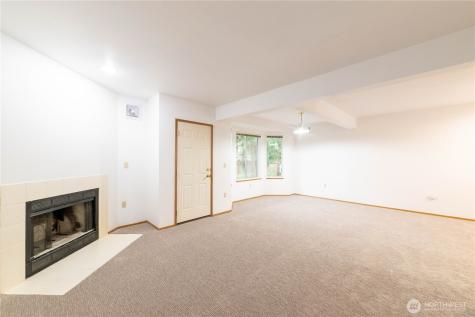 15307 15th Avenue NE Shoreline WA 98155