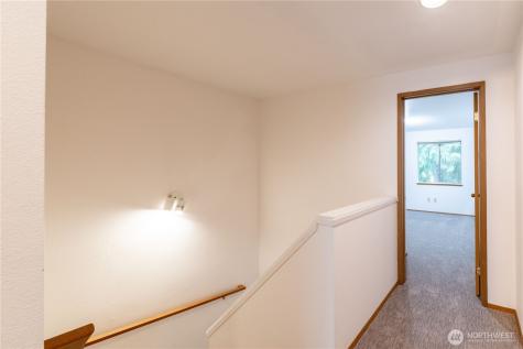 15307 15th Avenue NE Shoreline WA 98155