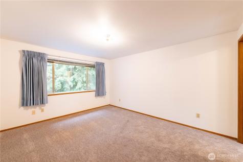 15307 15th Avenue NE Shoreline WA 98155