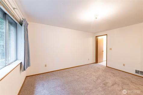 15307 15th Avenue NE Shoreline WA 98155